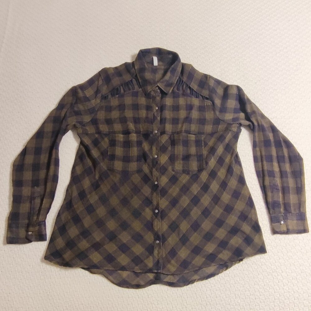 Free People Women Top Medium Green Plaid Snap Button Up Flannel Lace Up Collar